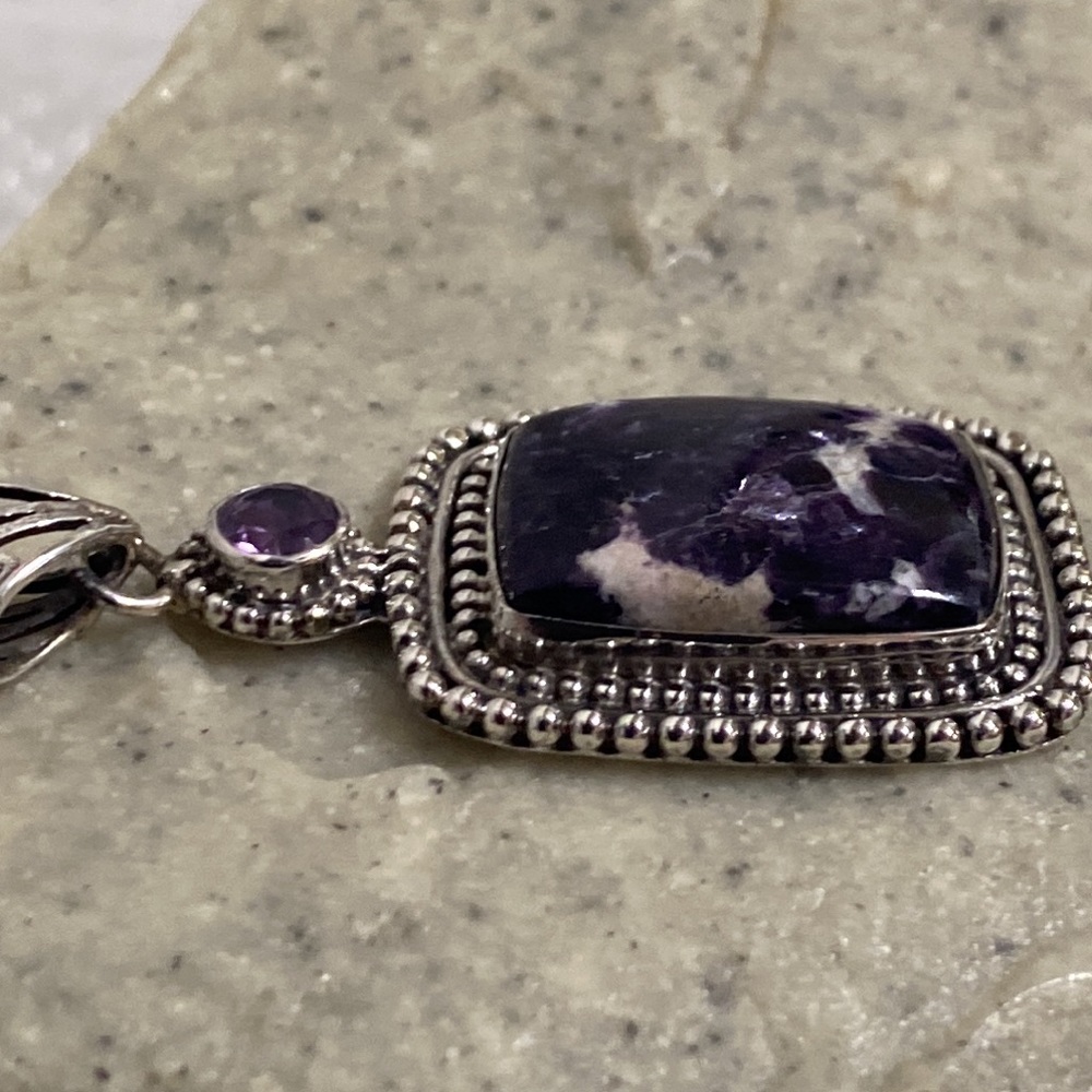 Sterling Silver Amethyst Pendant - Picture 4 of 11